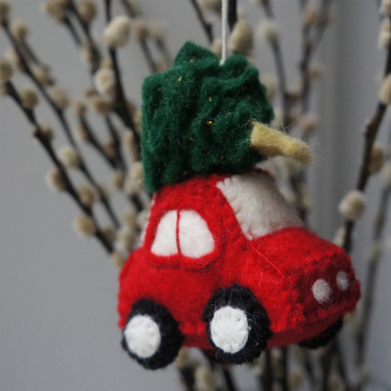Gamcha julepynt - Bil med juletræ