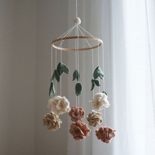 Gamcha uro med hængende blomster
