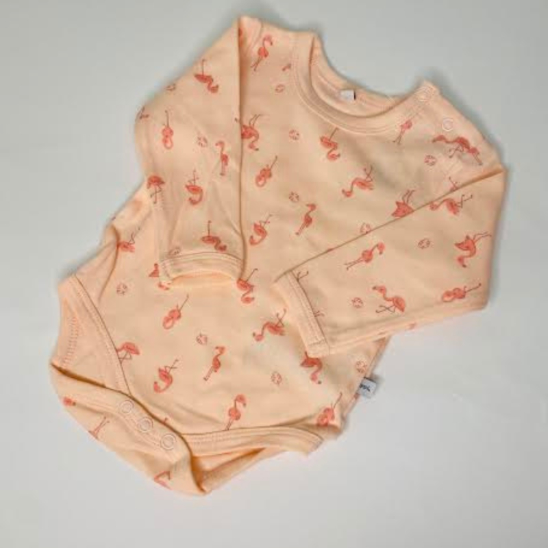 Lyserød pippi body med flamingo