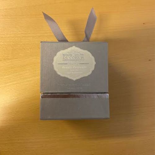 Duftlys med æble og kanel 