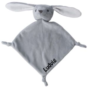 kanin nusseklud med navn trykt på