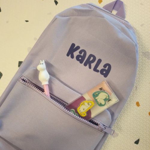 Lyselilla rygsæk med navn